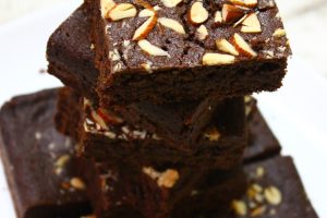chocolate almond brownie