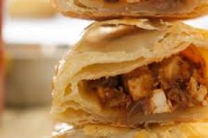 paneer chilly puff